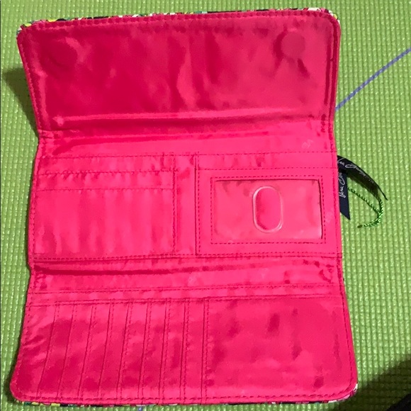 Vera bradley wallet - Picture 2 of 3